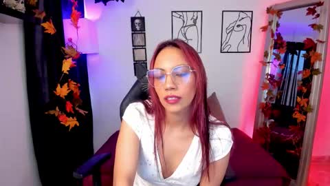 Snapshot of skyssoul chatting on 10/27/25, 08:57 cielo     online show from 10/27/25, 08:57