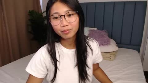 Snapshot of skytime96 chatting on 04/16/26, 04:46 Sky online show from 04/16/26, 04:46