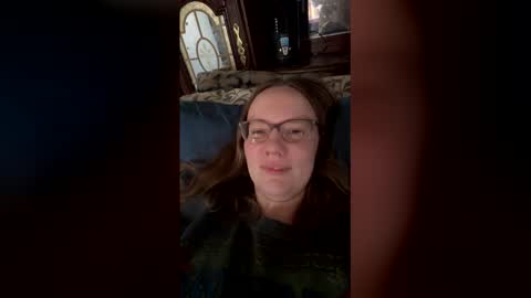 Snapshot of skywinters chatting on 03/25/26, 05:30 Sky Winters online show from 03/25/26, 05:30