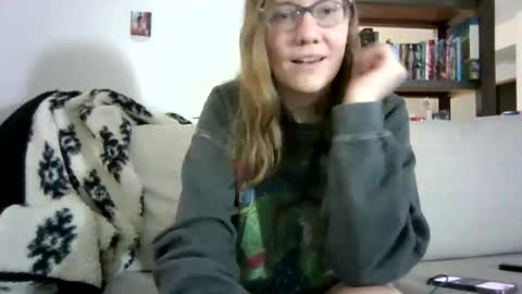 Snapshot of skywinters chatting on 04/01/26, 04:15 Sky Winters online show from 04/01/26, 04:15