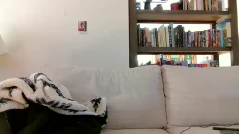 Snapshot of skywinters chatting on 04/04/26, 02:25 Sky Winters online show from 04/04/26, 02:25