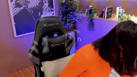 abby online show from 04/05/26, 04:59