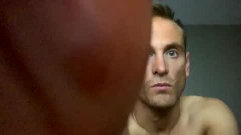 Snapshot of skyywithlove1409 chatting on 11/17/25, 08:20 Skyler and Tyler online show from 11/17/25, 08:20