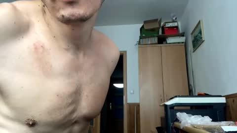 Snapshot of slabyhrac chatting on 04/22/26, 10:06 slabyhrac online show from 04/22/26, 10:06