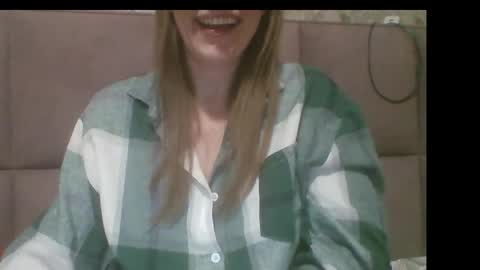 Sladkiegubki online show from 09/12/25, 09:48