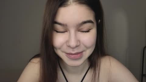 Snapshot of sladkoezka chatting on 10/04/25, 04:16 Katya online show from 10/04/25, 04:16