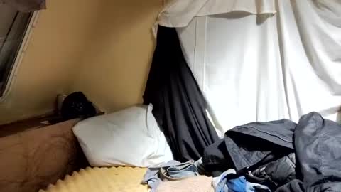 Snapshot of slangincock69 chatting on 01/24/25, 01:24 SexyMFSlangincock69FYPM online show from 01/24/25, 01:24