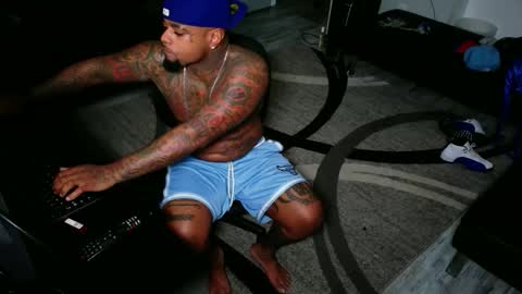 Snapshot of slangondemhoes chatting on 06/10/26, 05:01 nasty twitter KASHCARTERATL online show from 06/10/26, 05:01