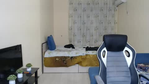 Snapshot of slavaxxx777 chatting on 05/13/26, 08:06 Slava GAY. PVT OPEN. online show from 05/13/26, 08:06