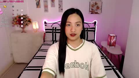 Snapshot of slave_amanda69 chatting on 02/13/25, 08:38 Queen Cyrine online show from 02/13/25, 08:38