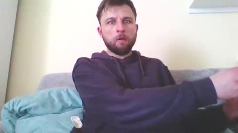 Snapshot of slaveboy32bi chatting on 03/01/25, 09:18 slave boy perwers bdsmFEMDOM online show from 03/01/25, 09:18