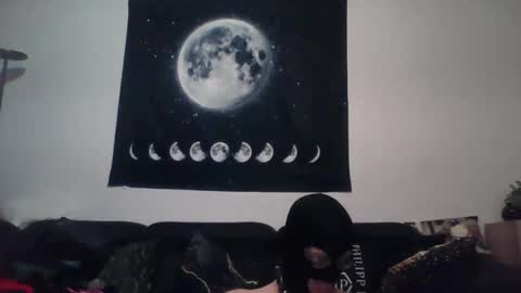 Snapshot of slaveforgodess chatting on 11/02/25, 11:07 slaveforgodess online show from 11/02/25, 11:07