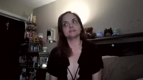 Snapshot of slayterkitty chatting on 11/02/25, 08:11 slayterkitty online show from 11/02/25, 08:11