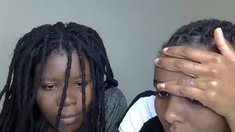 sleciah online show from 11/27/25, 02:19