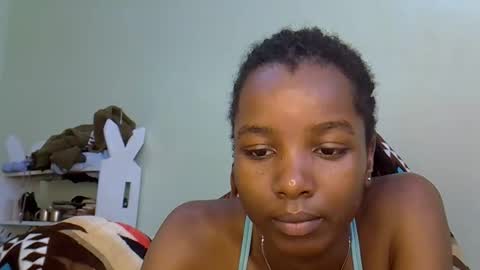 sleciah online show from 01/12/26, 09:14