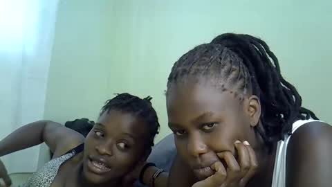 sleciah online show from 01/18/26, 12:20