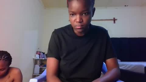 Snapshot of sleek_ass chatting on 10/12/25, 09:36 sleek_ass online show from 10/12/25, 09:36