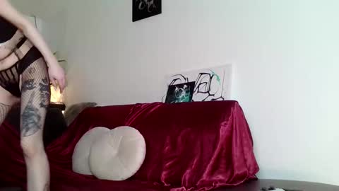 Snapshot of sleeperly chatting on 01/07/26, 06:32 sleeperly online show from 01/07/26, 06:32