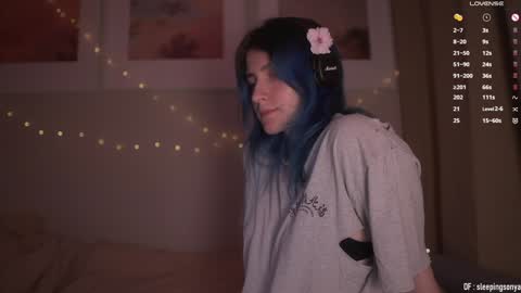 Snapshot of sleepingsonya chatting on 12/19/24, 09:06 Sonya online show from 12/19/24, 09:06