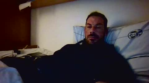 Snapshot of slevin1983 chatting on 12/12/24, 12:59 slevin online show from 12/12/24, 12:59