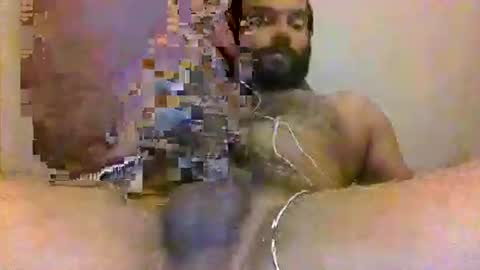 Snapshot of slhendyman chatting on 12/18/25, 09:32 slhendyman online show from 12/18/25, 09:32