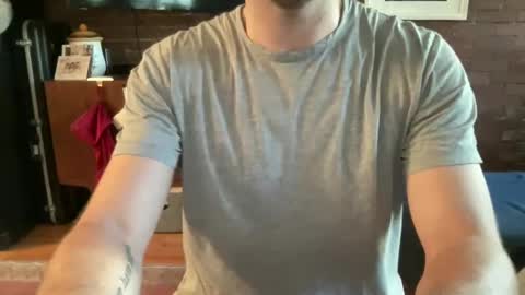 slickandeasy39 online show from 12/17/24, 08:21