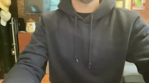 slickandeasy39 online show from 12/19/24, 08:02