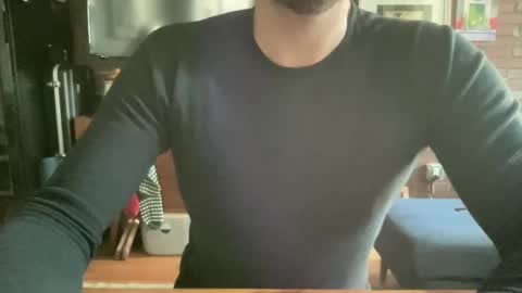 slickandeasy39 online show from 01/03/25, 04:59