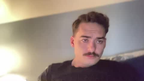 Snapshot of slickmass chatting on 01/05/25, 03:43 SlickMass online show from 01/05/25, 03:43