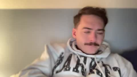 Snapshot of slickmass chatting on 01/07/25, 01:59 SlickMass online show from 01/07/25, 01:59