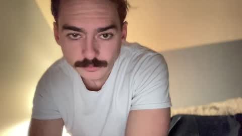 Snapshot of slickmass chatting on 01/28/25, 03:25 SlickMass online show from 01/28/25, 03:25