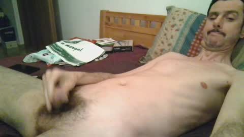 Snapshot of slim38 chatting on 02/07/25, 11:03 Alin online show from 02/07/25, 11:03