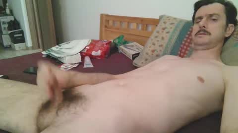 Snapshot of slim38 chatting on 09/16/25, 04:46 Alin online show from 09/16/25, 04:46
