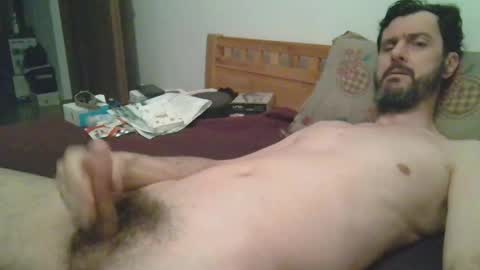 Snapshot of slim38 chatting on 04/19/26, 03:28 Alin online show from 04/19/26, 03:28