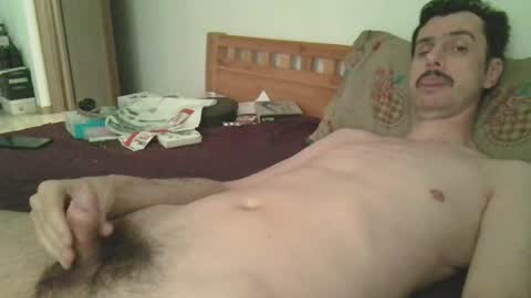 Snapshot of slim38 chatting on 05/19/26, 03:46 Alin online show from 05/19/26, 03:46