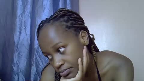 Alicia online show from 11/28/25, 03:42