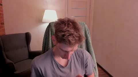 Snapshot of slim_andy chatting on 12/06/24, 06:48 Andy online show from 12/06/24, 06:48