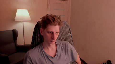 Snapshot of slim_andy chatting on 12/20/24, 12:38 Andy online show from 12/20/24, 12:38