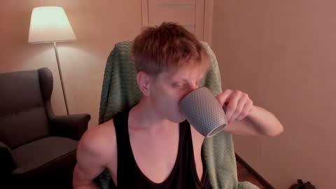 Snapshot of slim_andy chatting on 12/29/24, 10:12 Andy online show from 12/29/24, 10:12