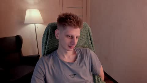 Snapshot of slim_andy chatting on 01/04/25, 10:27 Andy online show from 01/04/25, 10:27