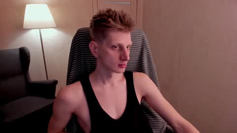 Snapshot of slim_andy chatting on 01/16/25, 06:56 Andy online show from 01/16/25, 06:56