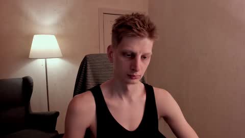 Snapshot of slim_andy chatting on 01/16/25, 01:04 Andy online show from 01/16/25, 01:04