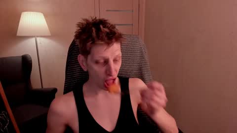 Snapshot of slim_andy chatting on 02/02/25, 07:30 Andy online show from 02/02/25, 07:30