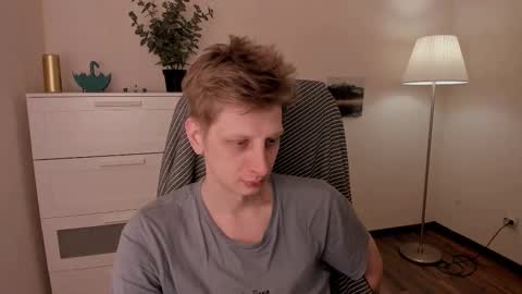 Snapshot of slim_andy chatting on 03/01/25, 03:38 Andy online show from 03/01/25, 03:38