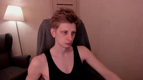 Snapshot of slim_andy chatting on 03/06/25, 01:35 Andy online show from 03/06/25, 01:35