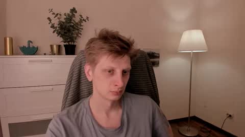 Snapshot of slim_andy chatting on 03/07/25, 01:40 Andy online show from 03/07/25, 01:40