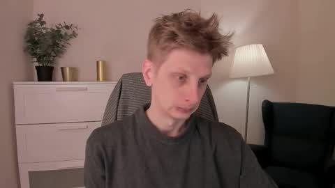 Snapshot of slim_andy chatting on 03/06/26, 09:11 Andy online show from 03/06/26, 09:11