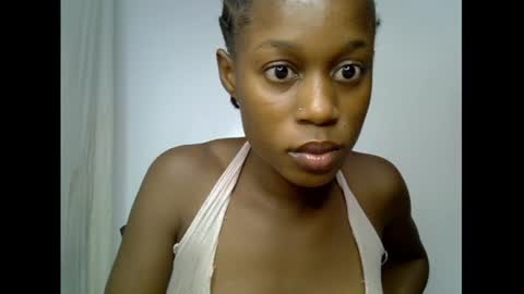 Snapshot of slim_candy12 chatting on 06/24/26, 08:30 Lily online show from 06/24/26, 08:30