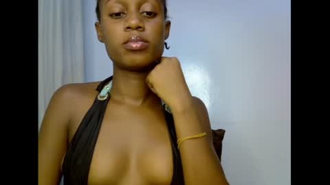 Snapshot of slim_candy12 chatting on 06/27/26, 06:46 Lily online show from 06/27/26, 06:46