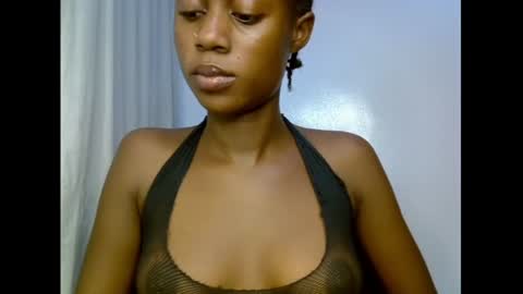 Snapshot of slim_candy12 chatting on 07/01/26, 07:24 Lily online show from 07/01/26, 07:24